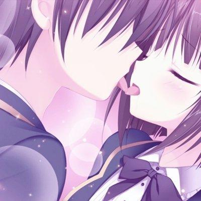 情侣接吻头像，甜蜜瞬间永恒定格